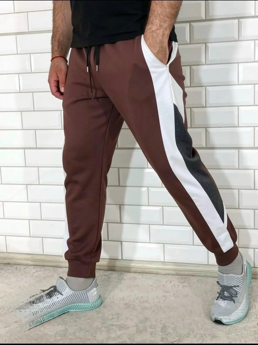 мужские брюки спортивные,брюки спортивные,штаны мужские спортивные,спортивные штаны,брюки спортивные с лампасами