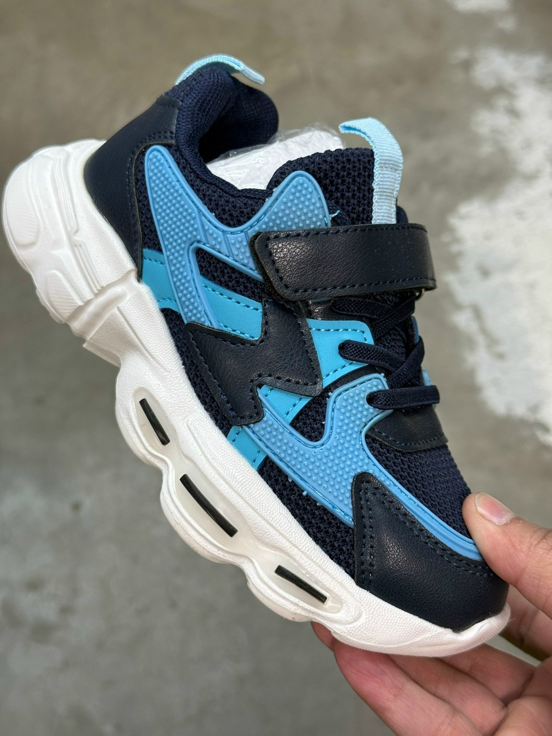 кроссовки,детские кроссовки,,кроссовки мальчику,кроссовка