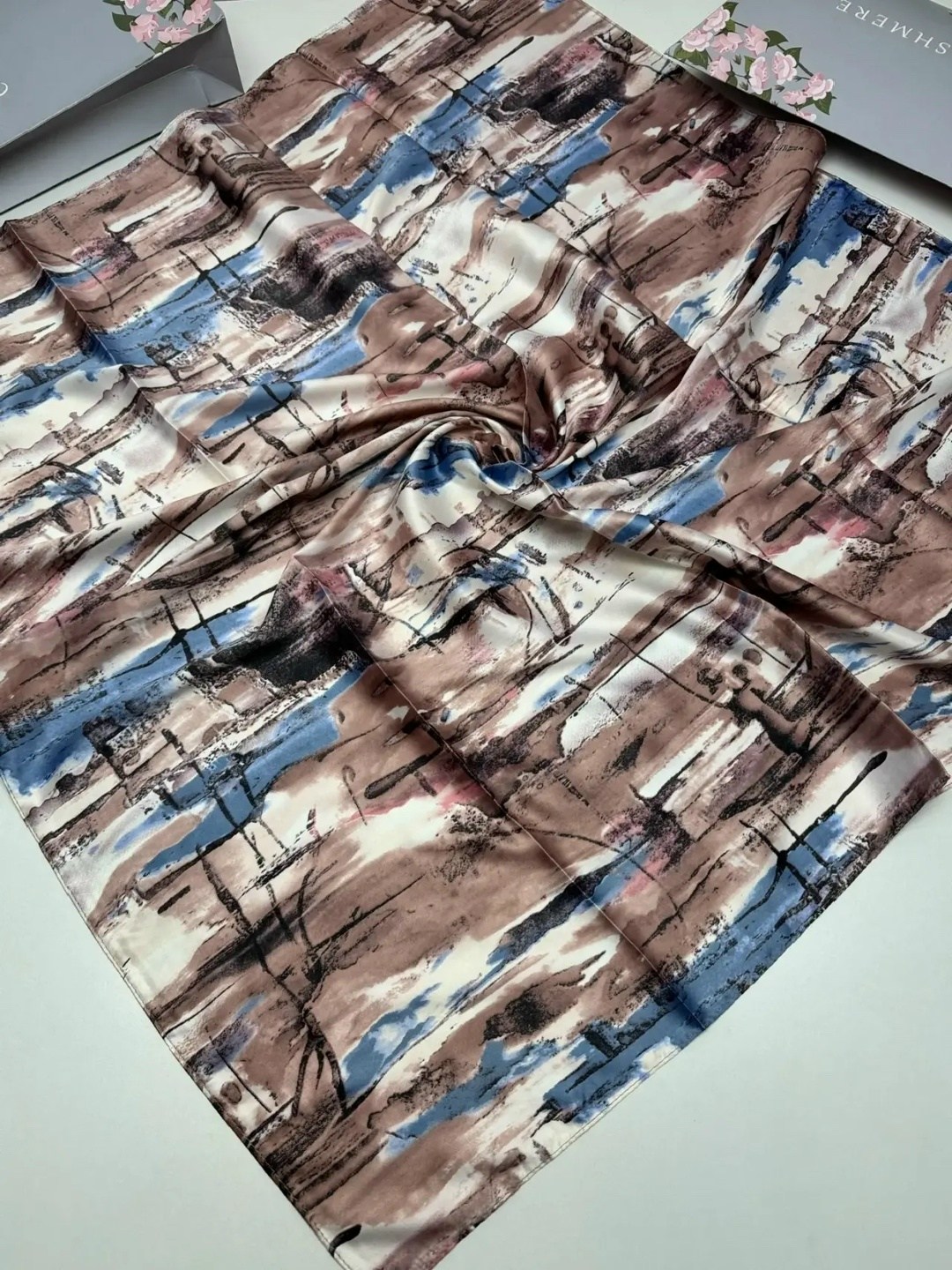 шелковый платок,женские платки,платка,платок батик,шелковый женский платок