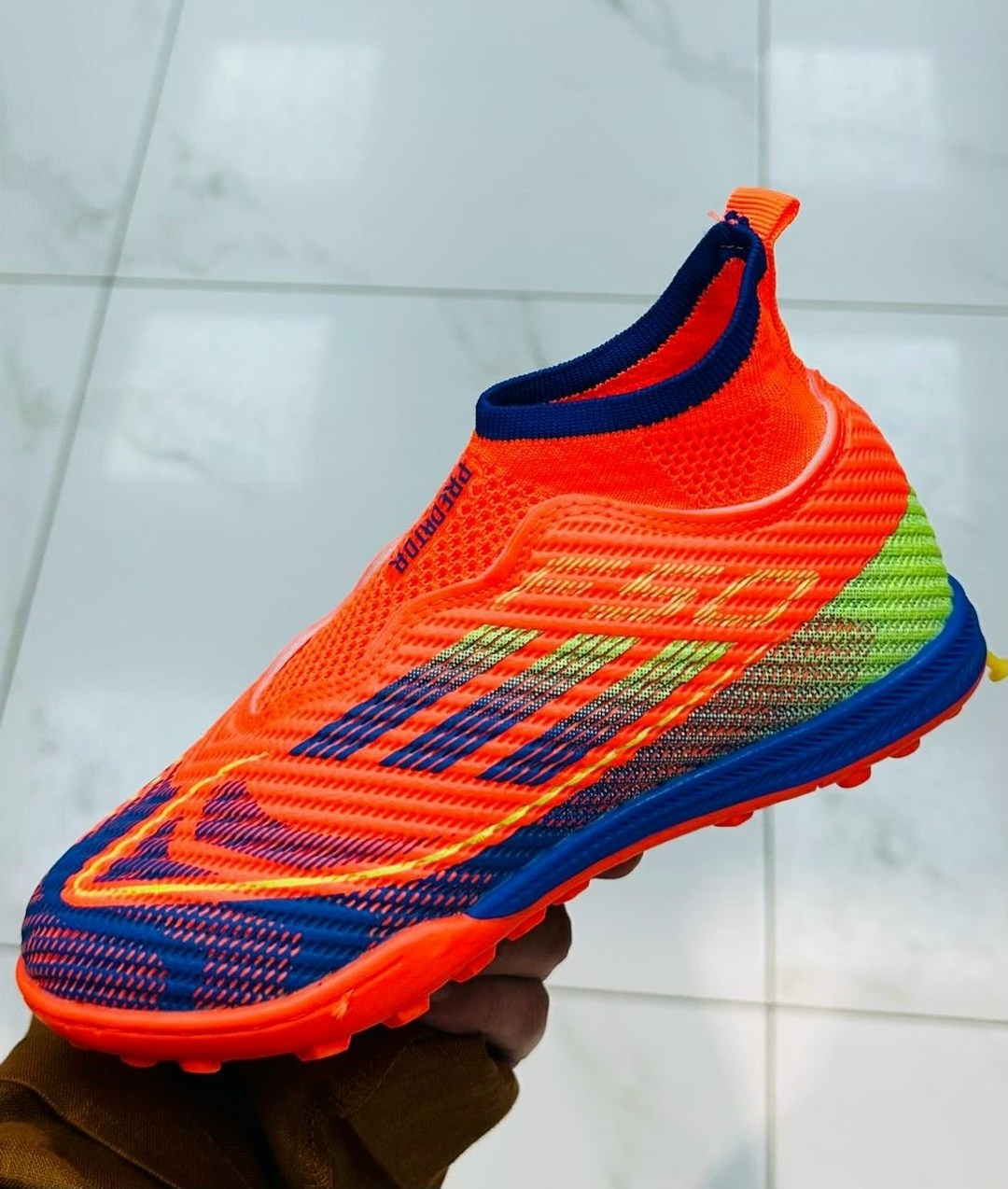 футбольная бутса,сороконожки адидас предатор,сороконожка для футбола,футбольная ,adidas predator