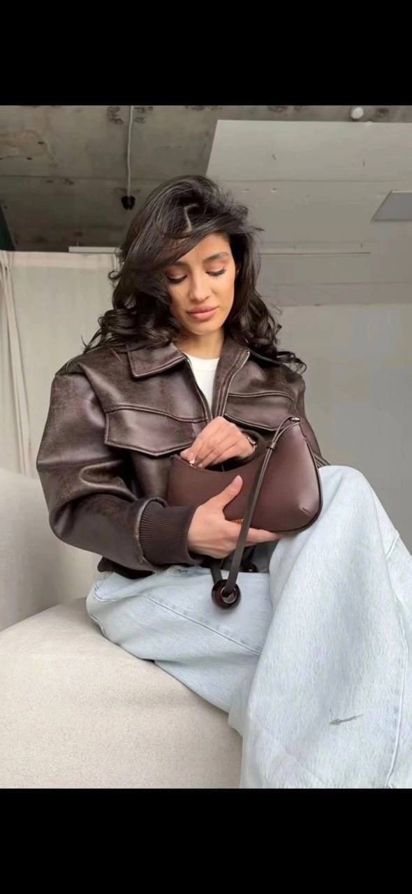 кожаная куртка,женская кожаная куртка,куртка бомбер,оверсайз куртка,косуха куртка