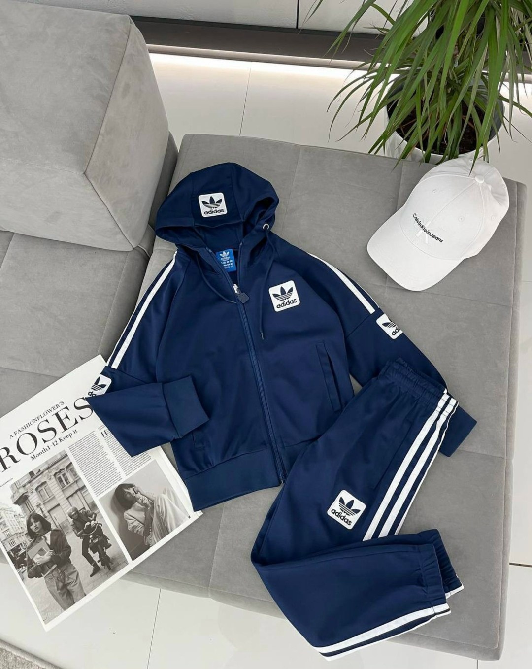 спортивный костюм adidas originals,спортивный костюм adidas originals adicolor,красный костюм адидас ориджинал,детский спортивный костюм adidas originals,костюм адидас красный