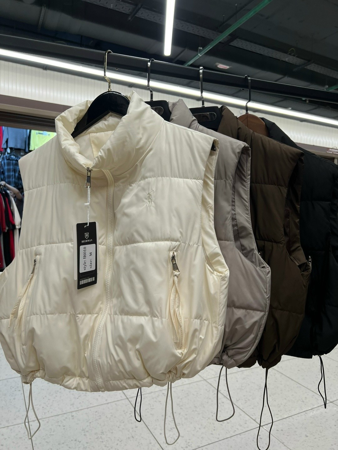 жилет женский,жилетка женская,теплый жилет,пуховой жилет,жилетка