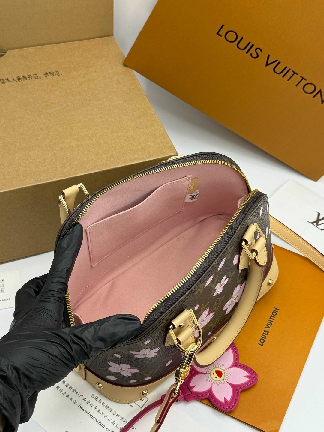 сумка louis vuitton,сумка alma bb от louis vuitton,женская сумка louis vuitton,сумка alma bb louis vuitton,сумка louis vuitton 25-20см реплика