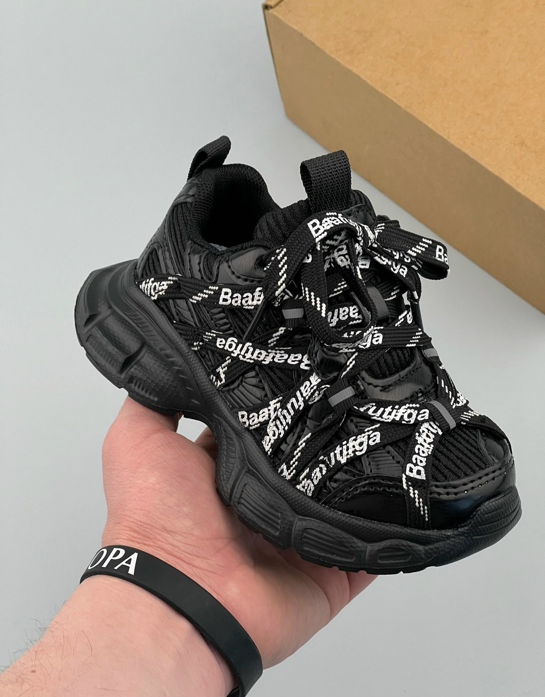 кроссовки женские balenciaga,кроссовки женские asics,кроссовки balenciaga 3xl женские,женские кроссовки,массивные кроссовки