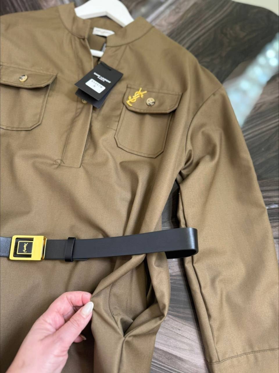 платье-рубашка миди с поясом zara черное,платье женской,платье с поясом,платье в стиле,платье рубашка с поясом