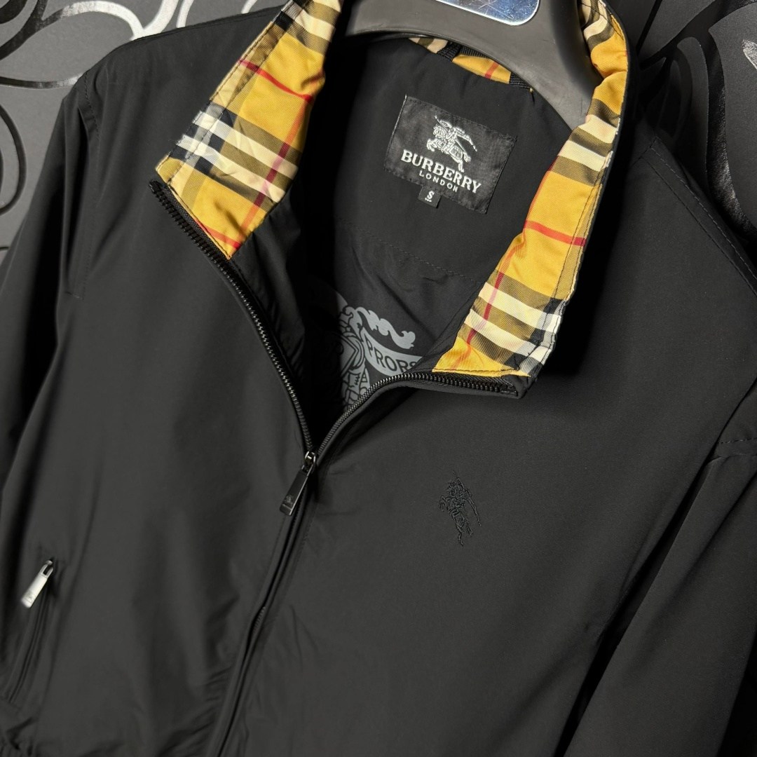 ветровка burberry,ветровка барбери мужская,куртка burberry,куртка burberry мужская,двусторонняя ветровка барбери