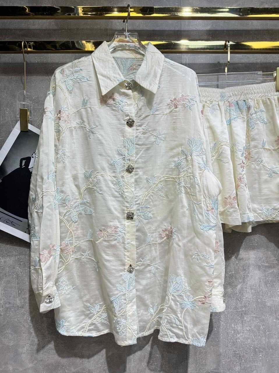 белла хадид feet,прозрачные босоножки,туфли модные,каблуки босоножки