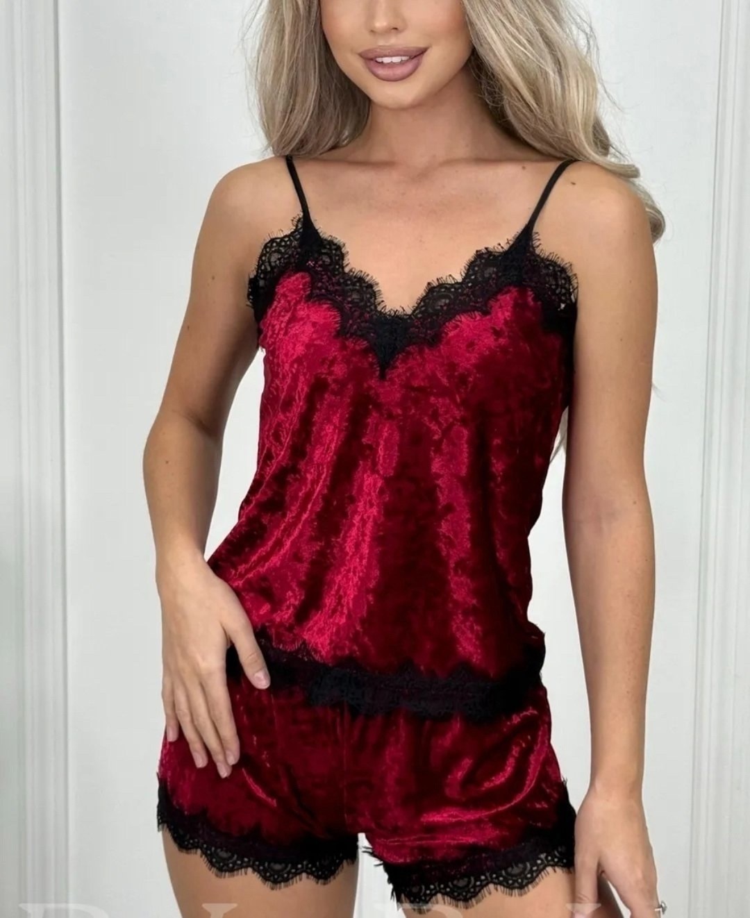 пижама с шортами и топом велюровая кружевная,пижама с шортами велюровая,пижама женская велюровая с шортами,пижама с шортами и топом велюровая,пижама бархатная с топом и шортами