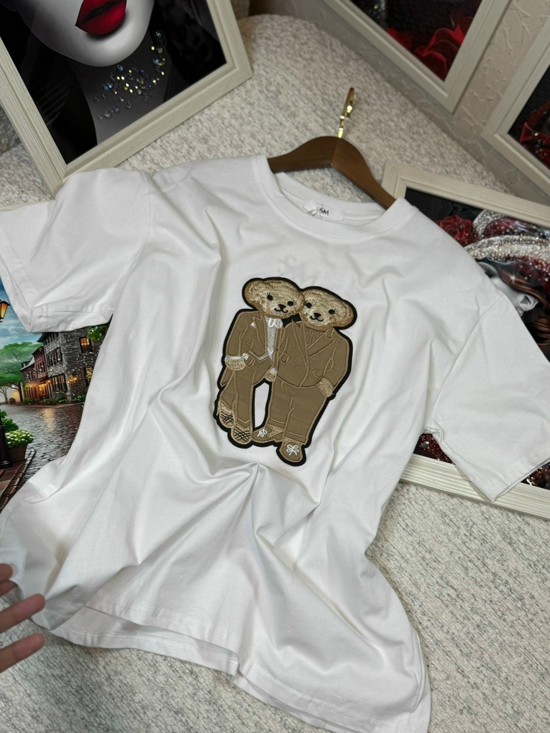 футболки женские с принтом,футболки модные,футболки женская,футболки moschino,розовая футболка женская