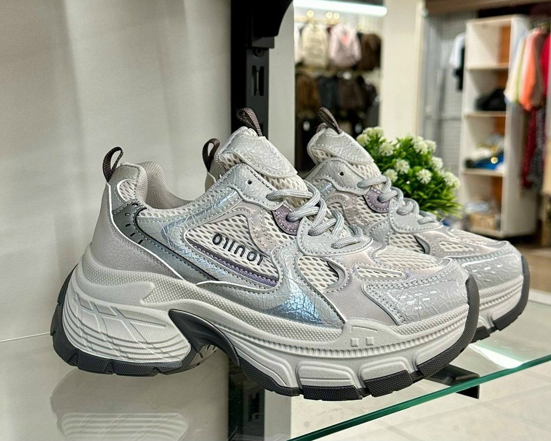 женские кроссовки,кроссовки,массивные кроссовки,женские массивные кроссовки,кроссовки модные