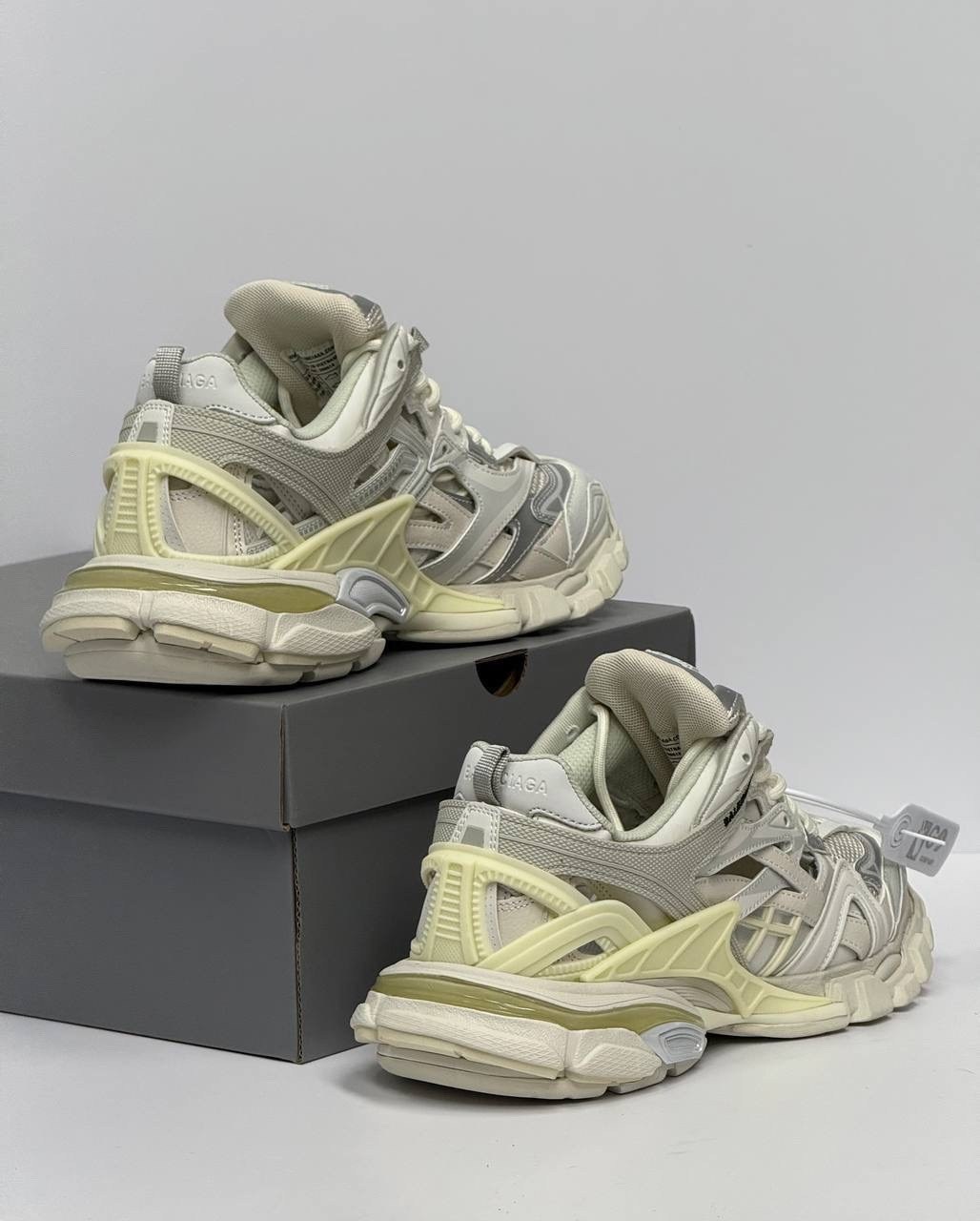 кроссовки balenciaga,кроссовки balenciaga track,кроссовки balenciaga track 2,balenciaga track 2,кроссовки в стиле balenciaga track white