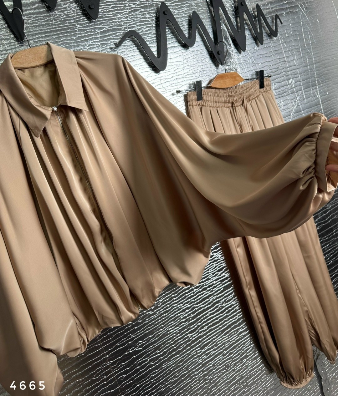 костюм брючный шелковый,костюм с брюками,женский костюм,шелковый костюм женский,шелковый костюм