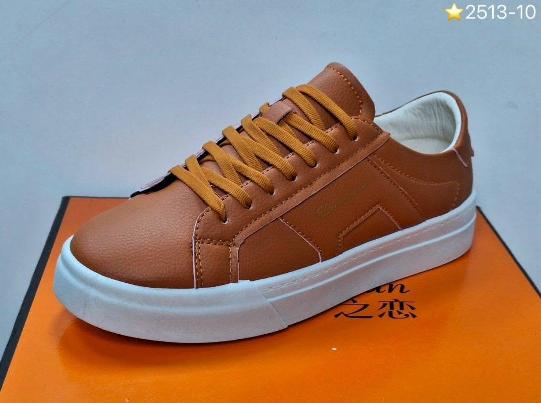 ,женские кроссовки,белые кроссовки,кроссовки белые женские,спортивная