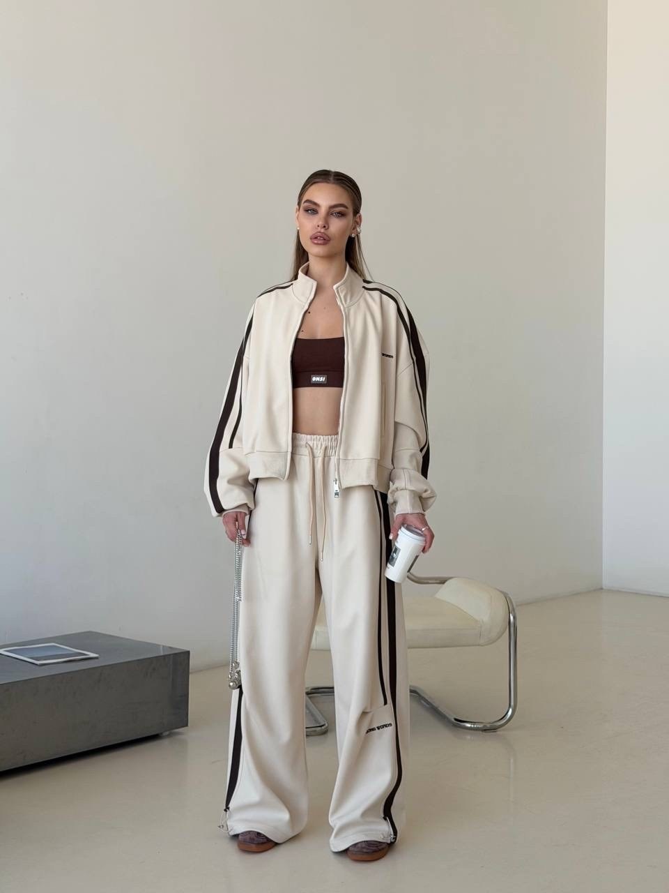 стильные костюмы,спортивные женские костюмы,женский костюм,спортивный костюм,спортивный костюм sogo