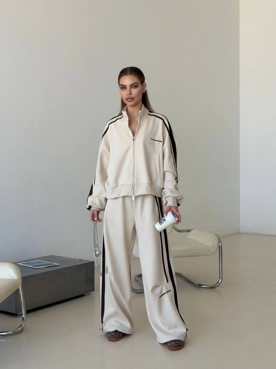 стильные костюмы,спортивные женские костюмы,женский костюм,спортивный костюм,спортивный костюм sogo