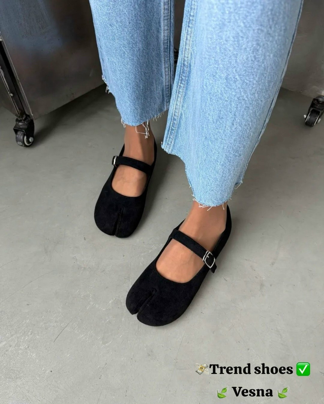 ,женские туфли на плоской подошве,женская ,балетки ,туфли модные
