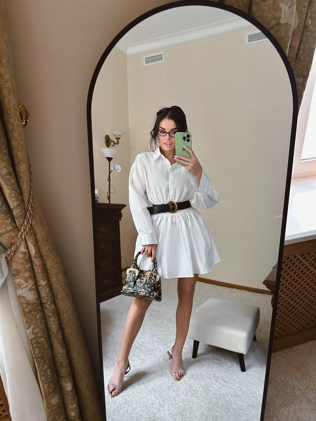 платье-рубашка,модные образы,платье рубашка с поясом,белое платье рубашка,стильное платье