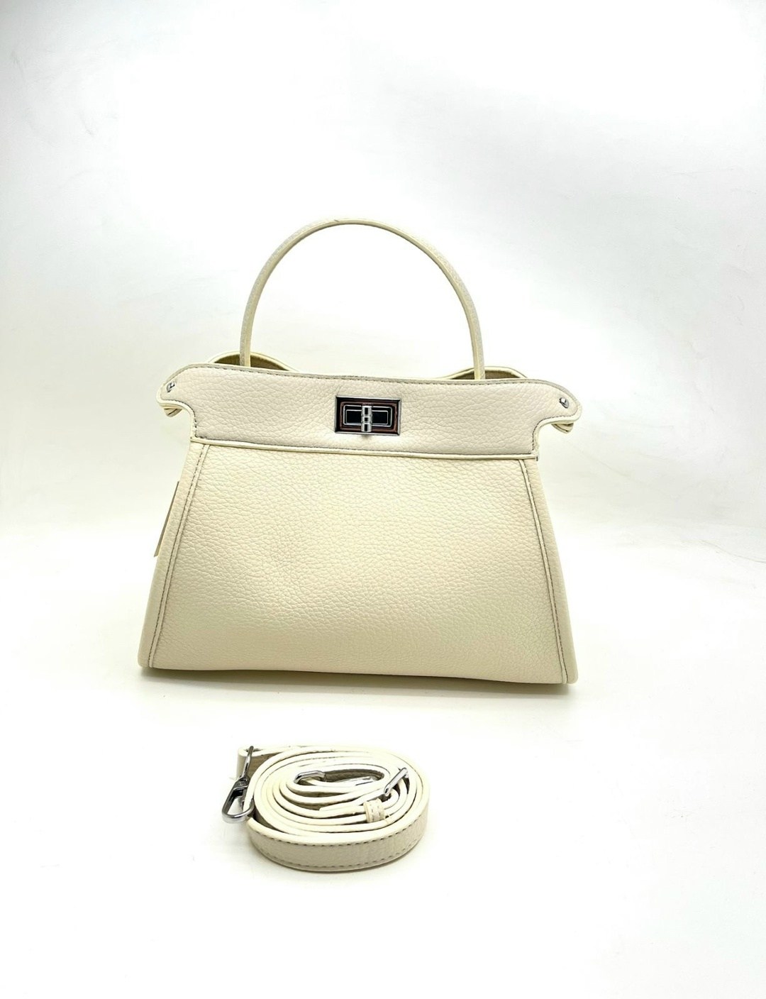 сумка fendi peekaboo,сумка fendi,сумка фенди,женская черная сумка fendi peekaboo medium,женская кожаная сумка fendi peekaboo mini черная