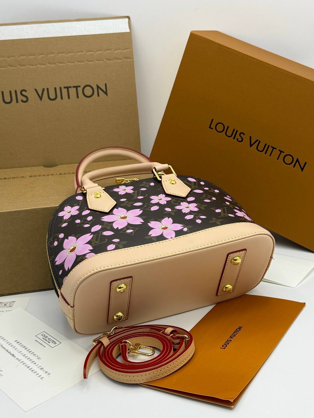 сумка louis vuitton,сумка alma bb от louis vuitton,женская сумка louis vuitton,сумка louis vuitton 25-20см реплика,женская сумка louis vuitton alma