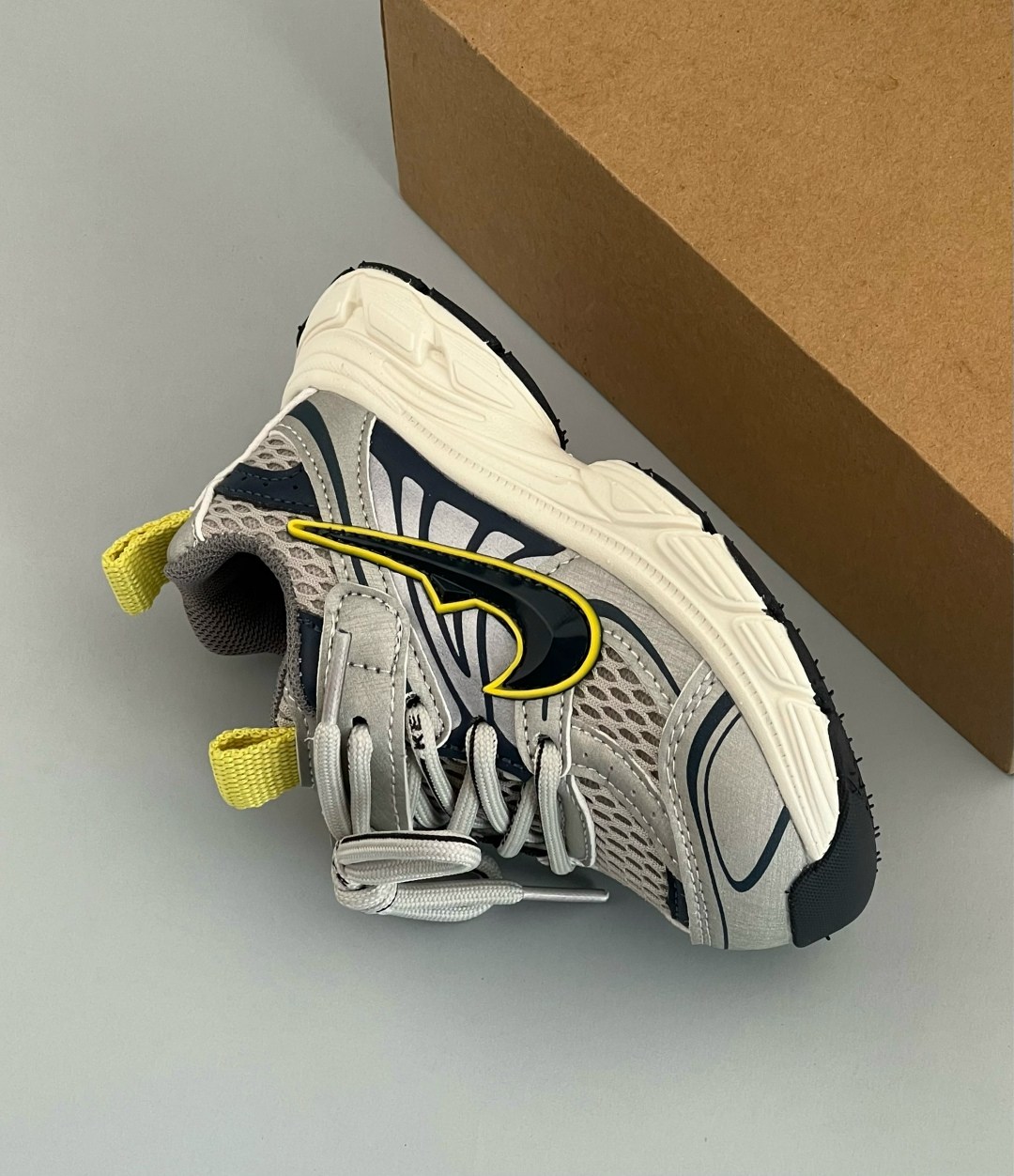 кроссовки,спортивная ,кроссовки nike,спортивные кроссовки,повседневные кроссовки