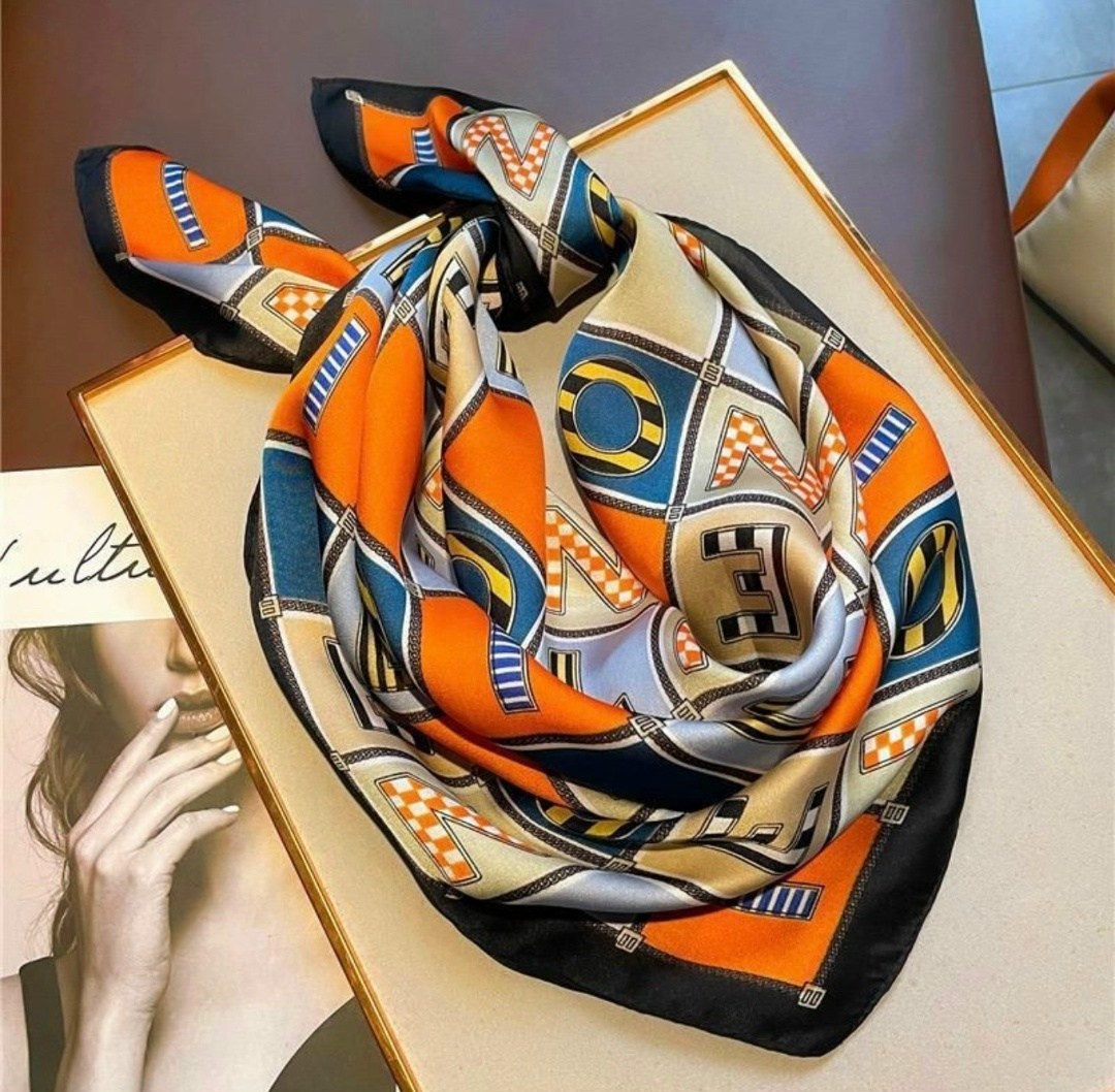 платок из искусственного шелка,атласный платок,шелковый шарф,женский шелковый шарф,шёлковый шарф с принтом