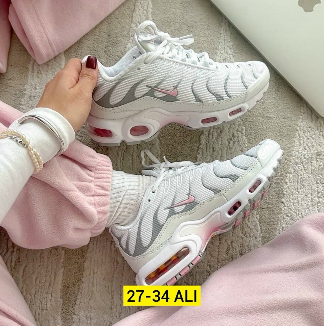 кроссовки спортивные air max tn plus nike,кроссовки летние спортивные nike air max tn plus,кроссовки спортивные air max plus nike,кроссовки женские air max tn plus nike,кроссовки air max tn plus для д