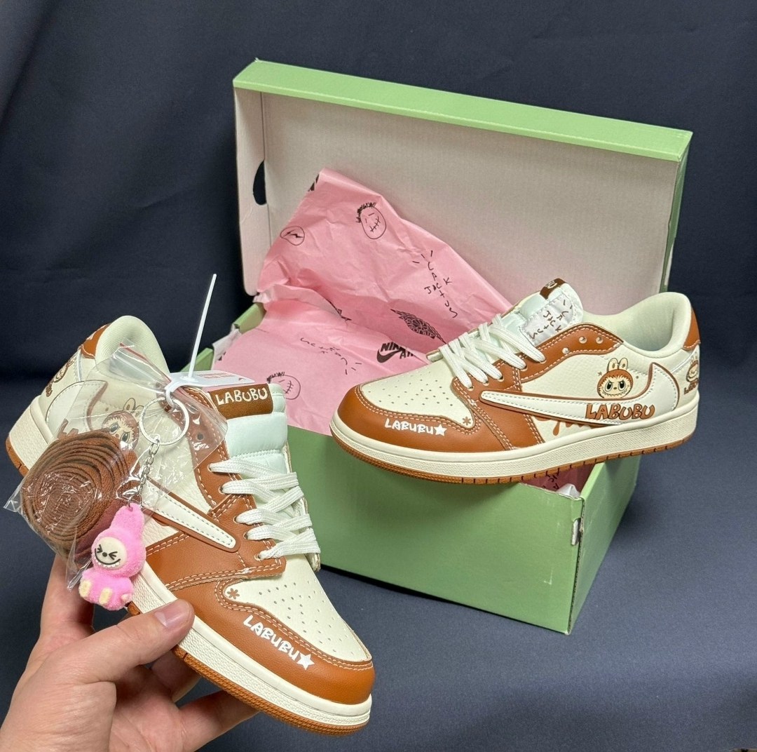 женские кроссовки,кроссовки,кроссовки sanrio,повседневные кроссовки,nike air jordan 1 low travis scott