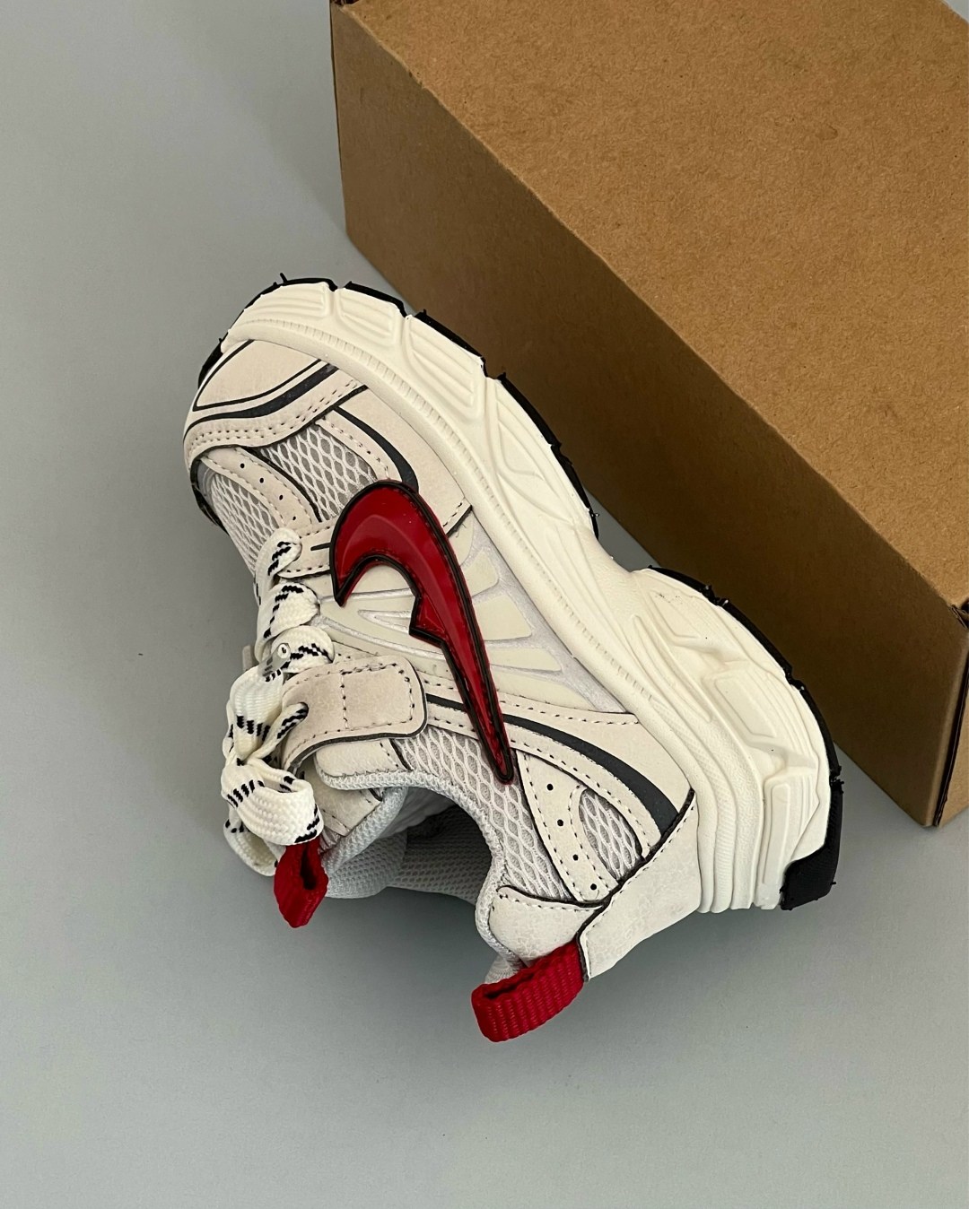 кроссовки,спортивная ,кроссовки nike,спортивные кроссовки,повседневные кроссовки