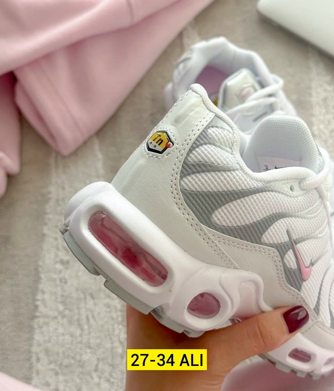 кроссовки спортивные air max tn plus nike,кроссовки летние спортивные nike air max tn plus,кроссовки спортивные air max plus nike,кроссовки женские air max tn plus nike,кроссовки air max tn plus для д