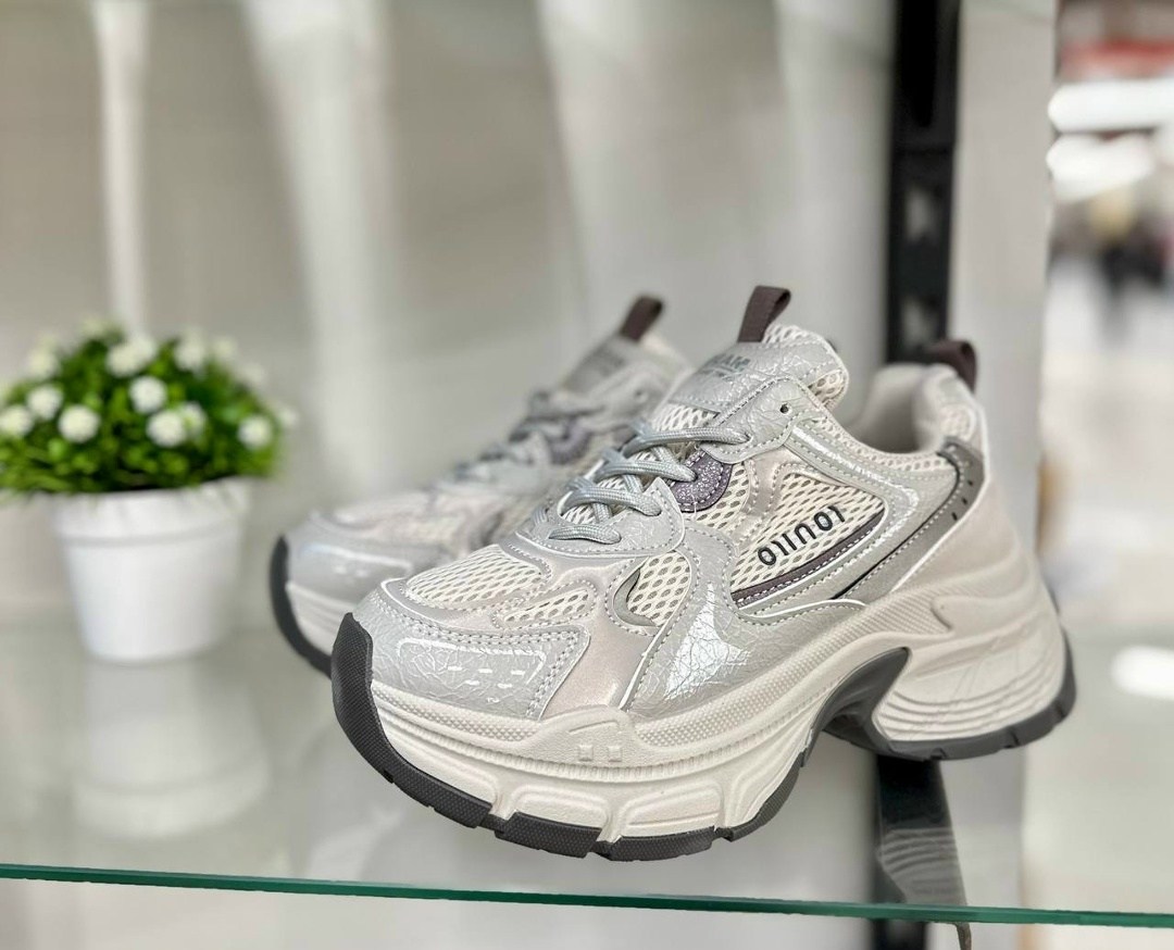 женские кроссовки,кроссовки,массивные кроссовки,женские массивные кроссовки,кроссовки модные