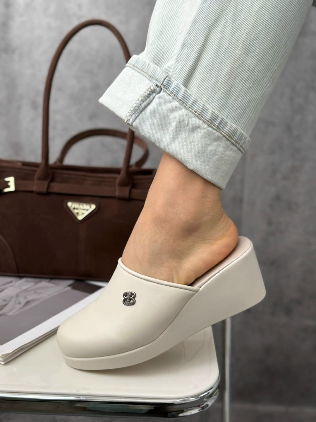 ,женская ,женские сабо,шлепанцы женские,шлепки женские