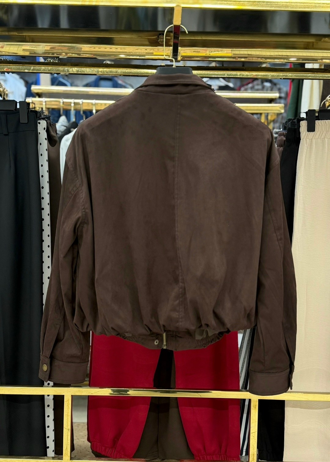 замшевая куртка,куртка бомбер,бомбер женская куртка,бомбер укороченный оверсайз замшевый куртка рабочего тренд saint shine,куртка женская