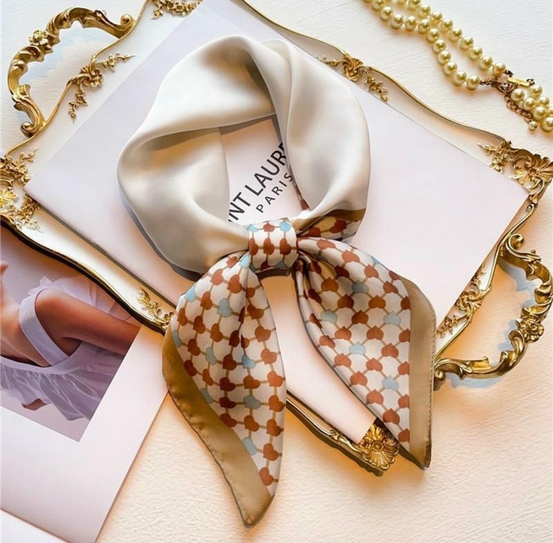 платок из искусственного шелка,атласный платок,шелковый шарф,женский шелковый шарф,шёлковый шарф с принтом