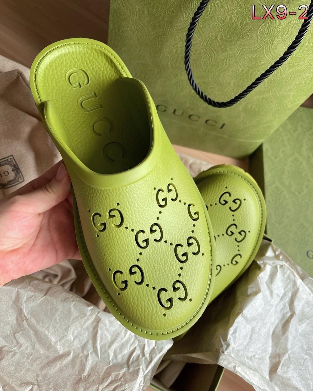 гуччи резиновые сабо,,сабо gucci,сабо гуччи,гуччи тапки