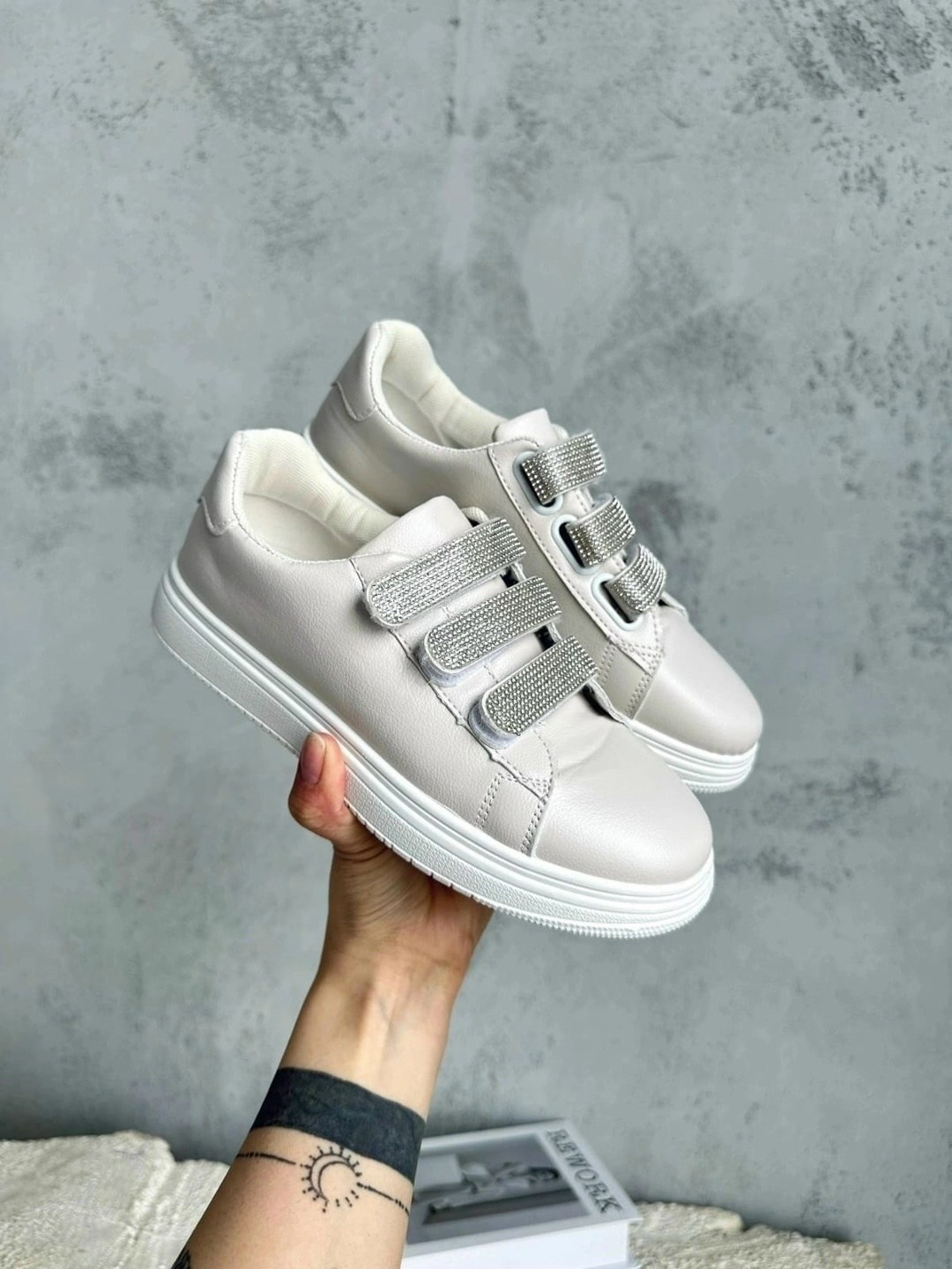 ,женские кроссовки, женская,обуви,женские кеды