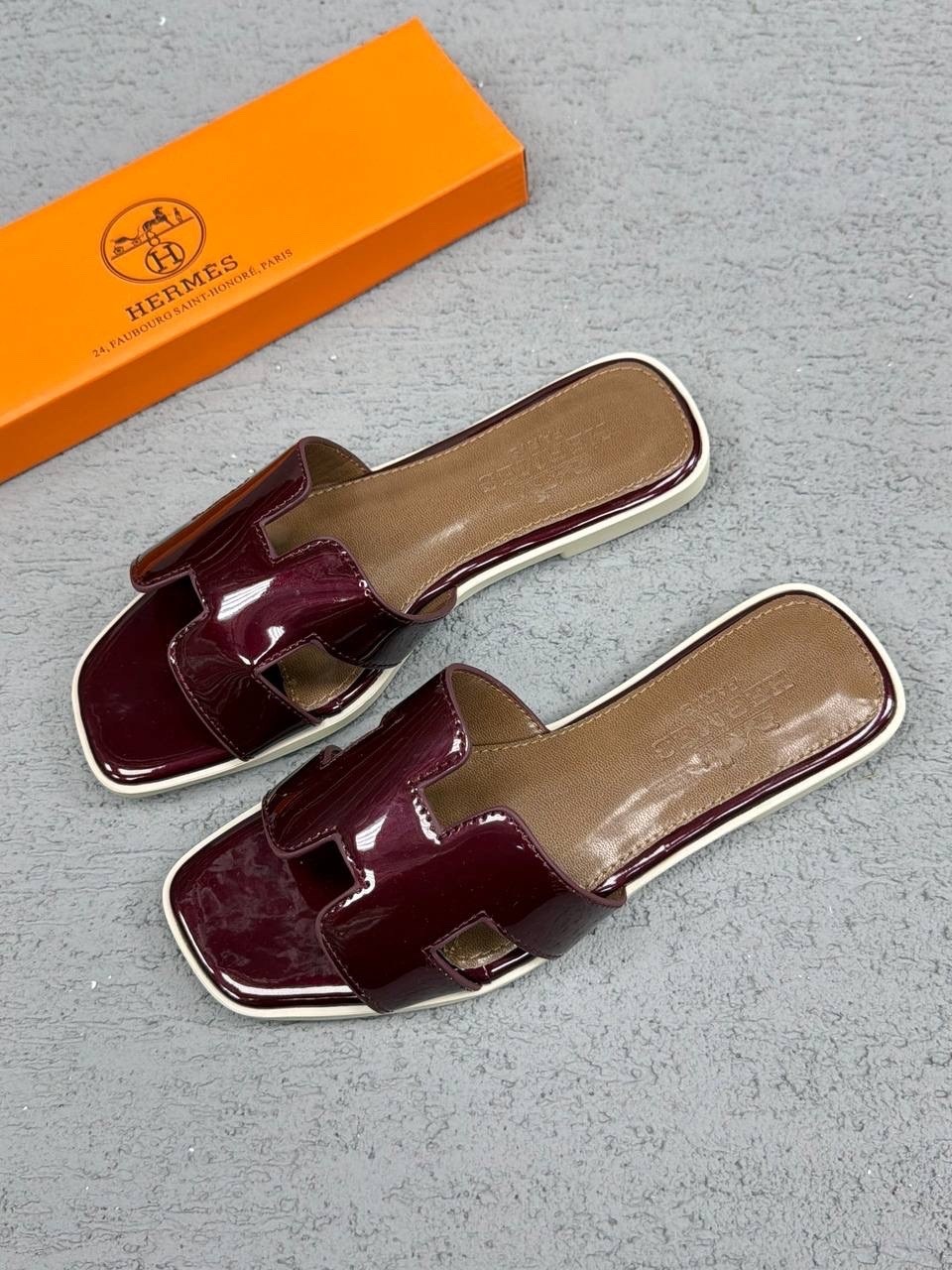 шлепки эрмес белые,,шлепки гермес женские,шлепки hermes женские,женские шлепанцы