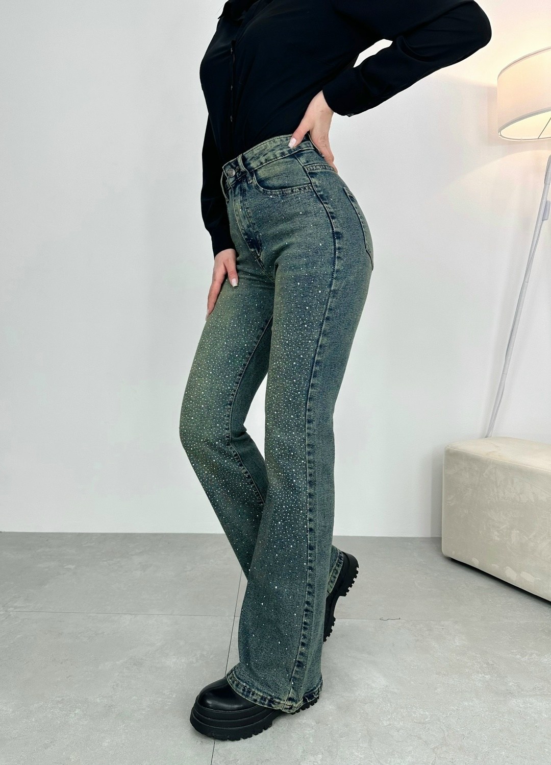 джинсы женские,джинсы клеш,женские джинсы клеш,джинсы со стразами,джинсы женские клеш с высокой посадкой