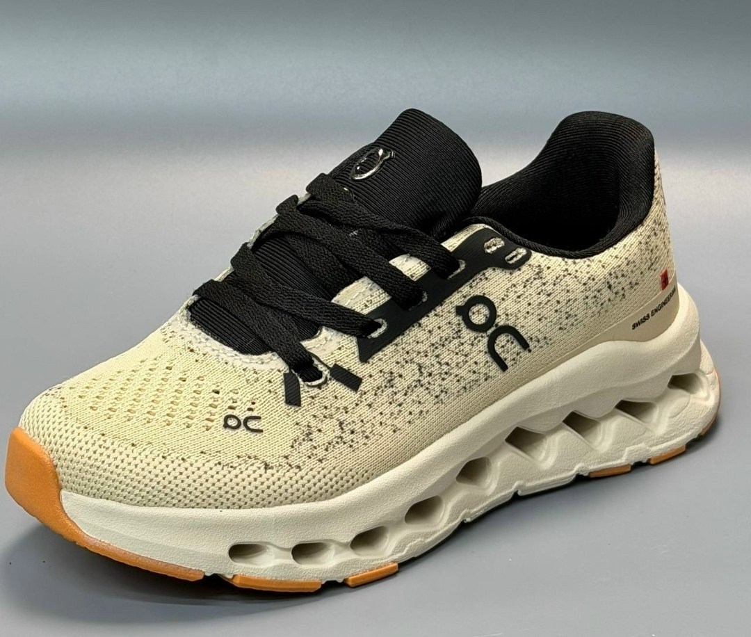 женские кроссовки,кроссовки,кроссовки cloud,кроссовки беговые женские,мужские кроссовки on running cloudstratus