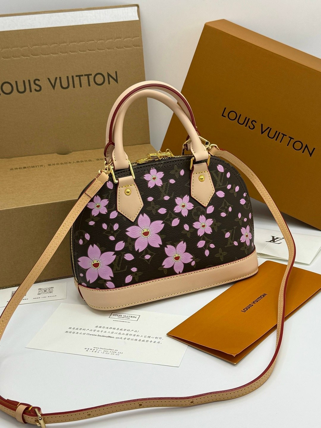 сумка louis vuitton,сумка alma bb от louis vuitton,женская сумка louis vuitton,сумка louis vuitton 25-20см реплика,женская сумка louis vuitton alma