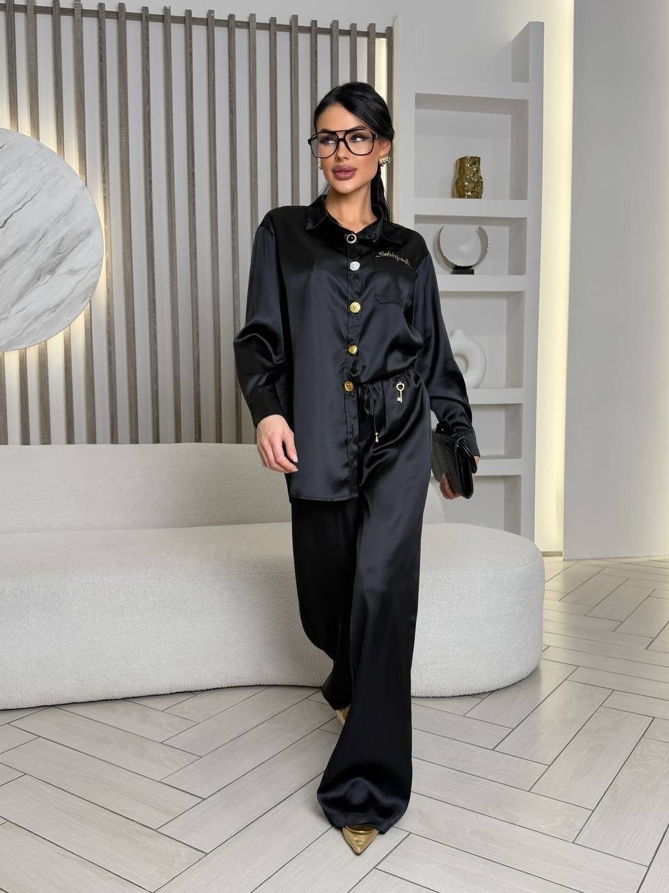 костюм в пижамном стиле из премиального шелка черный,брючный костюм,костюм с брюками,шелковый костюм,шелковый брючный костюм