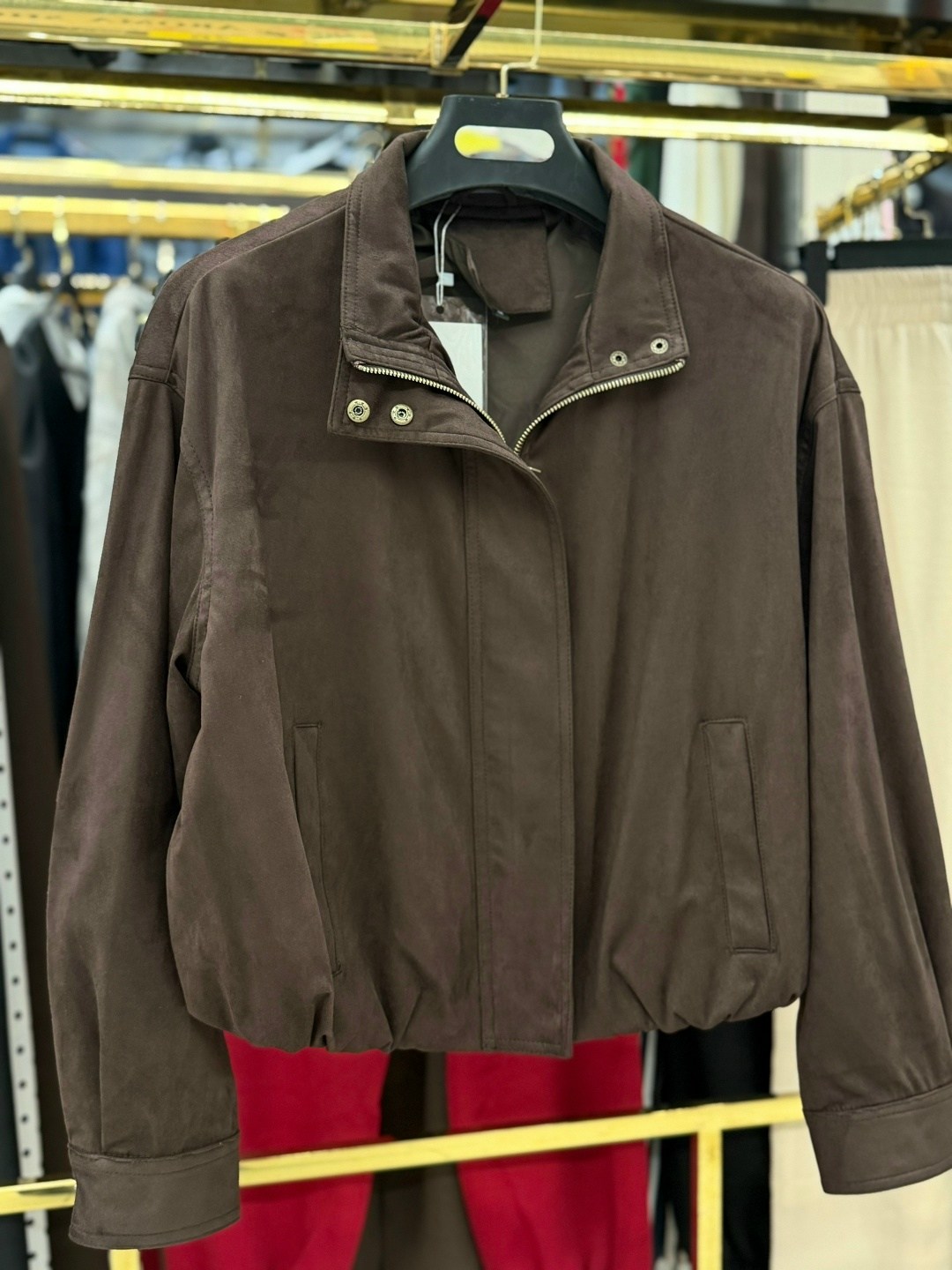 замшевая куртка,куртка бомбер,бомбер женская куртка,бомбер укороченный оверсайз замшевый куртка рабочего тренд saint shine,куртка женская