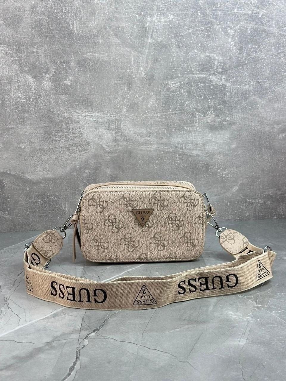 guess сумка женская,сумка guess женская через плечо,guess сумка на плечо,сумка guess,сумка guess бежевая