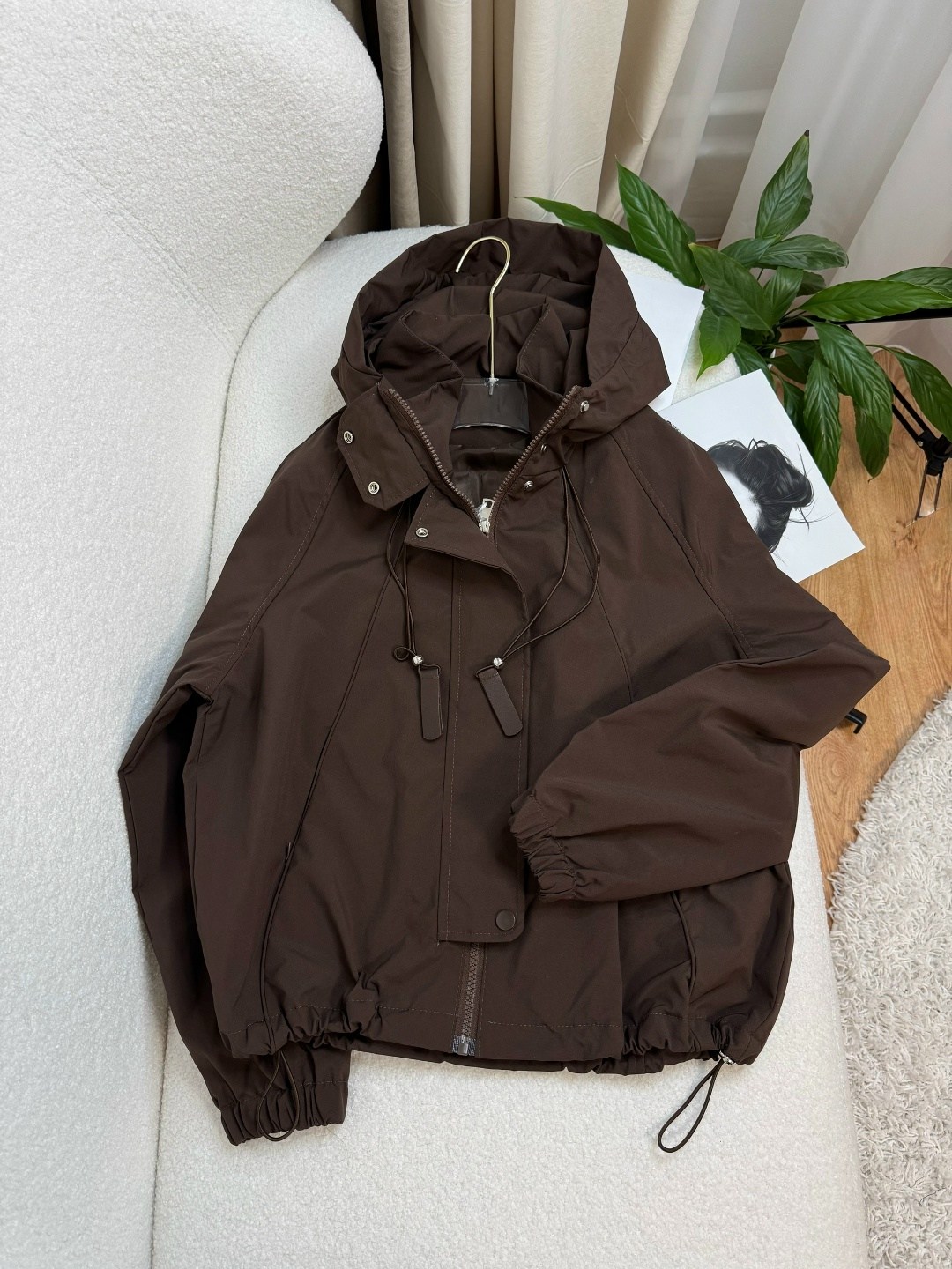 стильная куртка,куртка повседневная,женская куртка,куртка,женская куртка с капюшоном