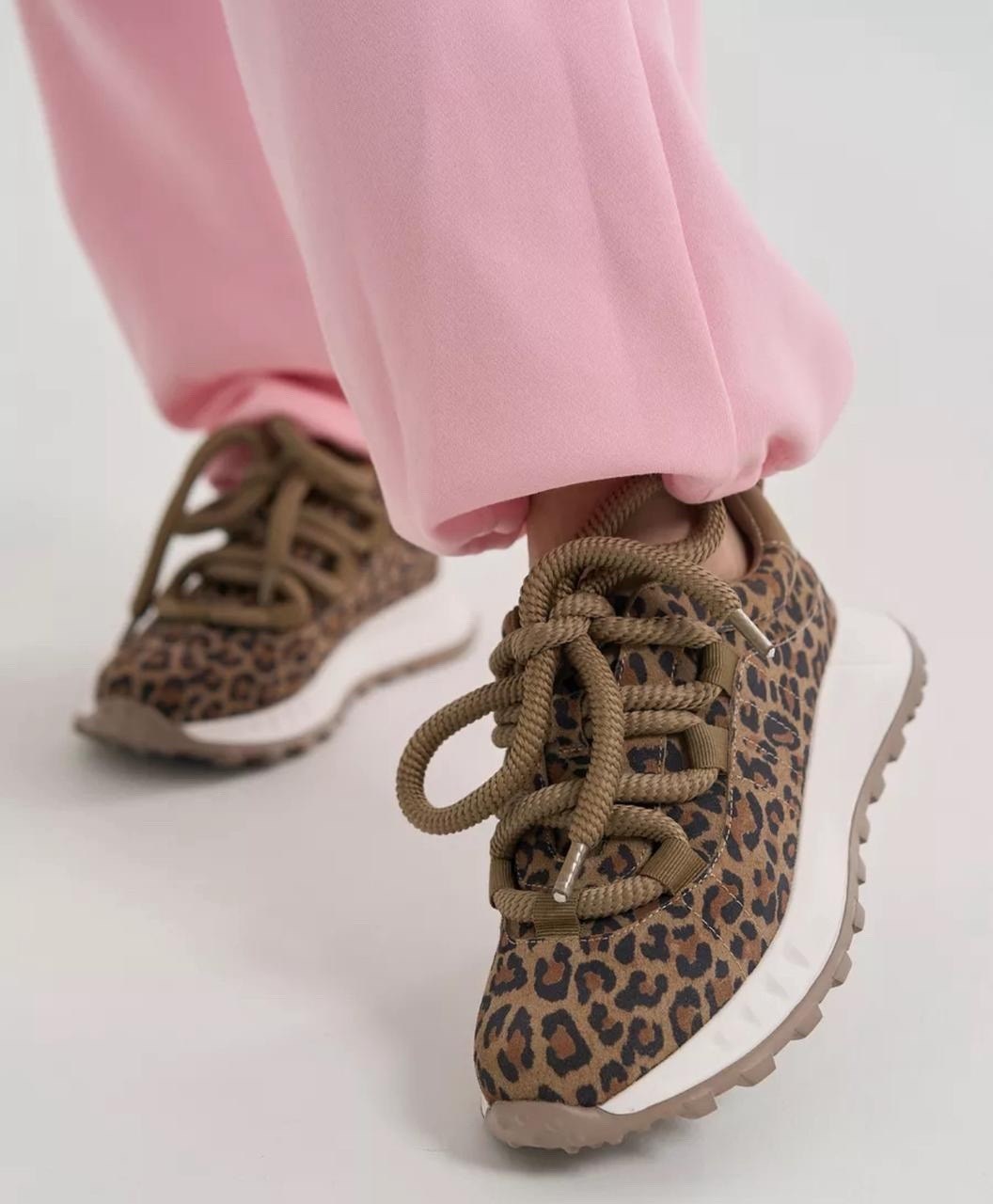 кроссовки женскиe,кроссовки для женщин,кроссовка,кроссовки белая,кроссовки женские модные