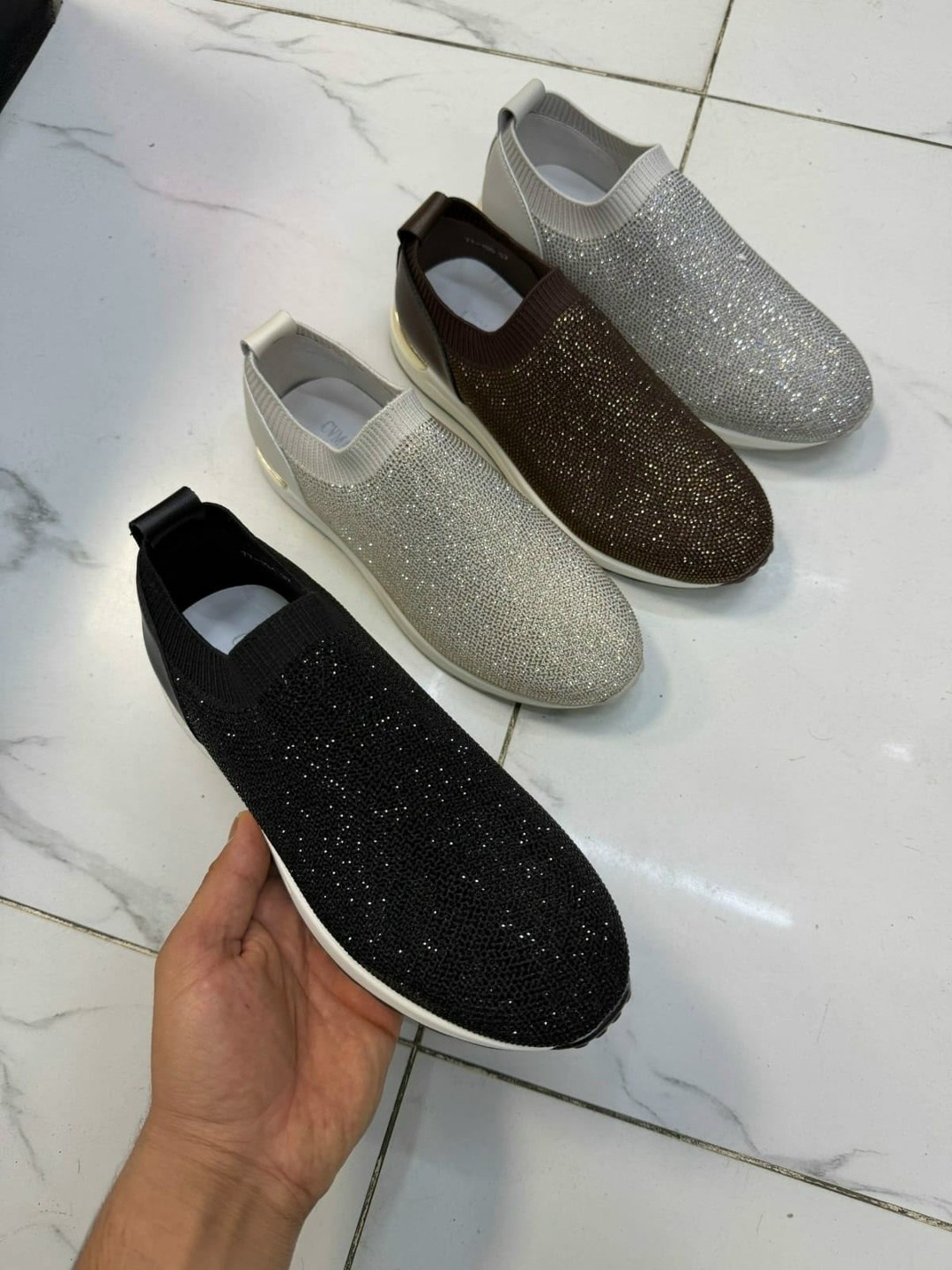 ,женская ,кроссовки женскиe,обуви,слипоны занотти женские