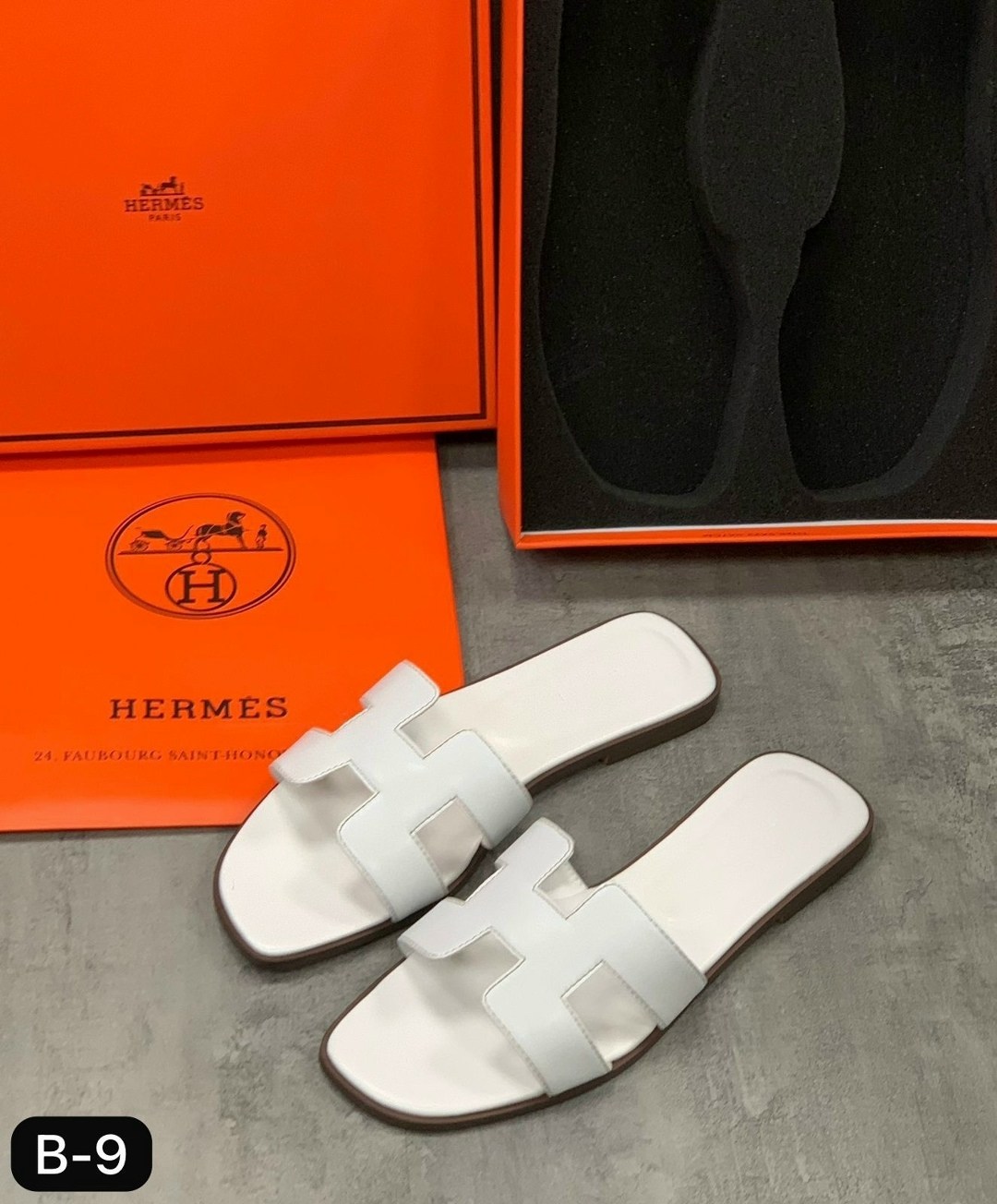 шлепки эрмес оран,женские кожаные шлепки hermes oran коричневые,,шлёпанцы hermes,hermes шлепки женские