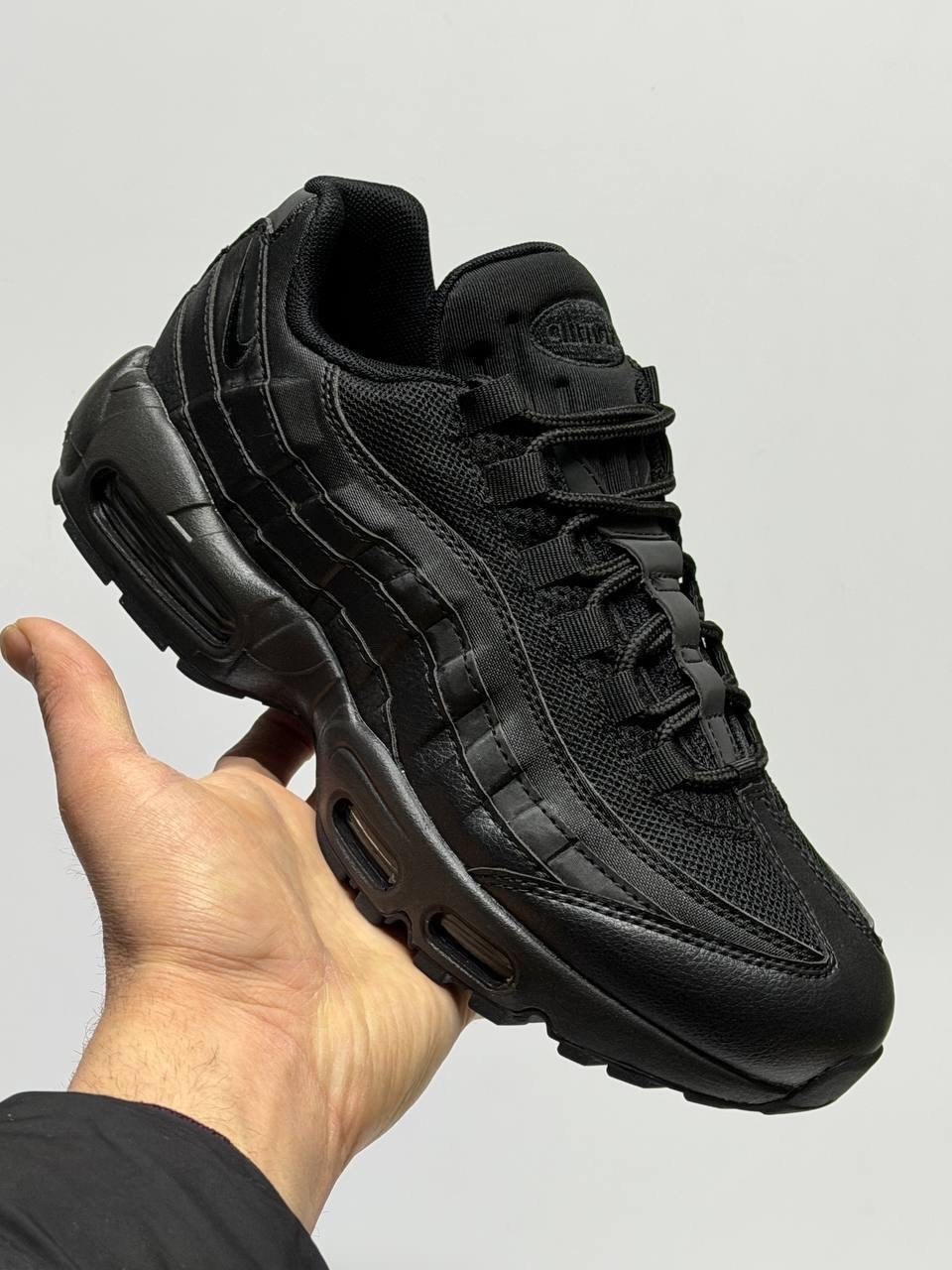 nike air max 95 triple black,nike air max 95 essential triple black,nike air max 95 essential,кроссовки nike air max 95,nike air max 95 black