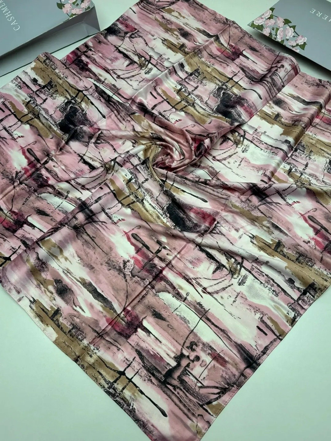 шелковый платок,женские платки,платка,платок батик,шелковый женский платок