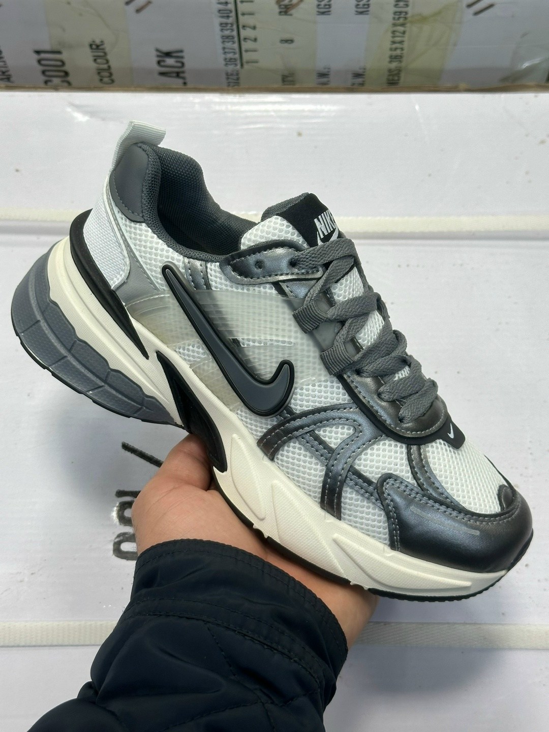 кроссовки nike,кроссовки nike v 2 k run,кроссовки мужские nike,кроссовки,кроссовки мужские женские